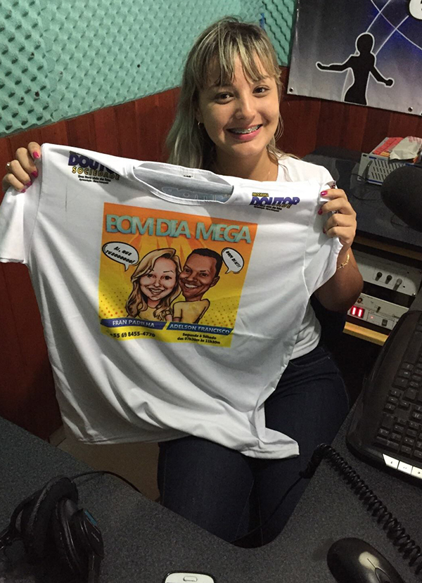 mega 96 caricatura camiseta